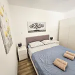 Apartments Majic Zivogosce