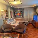 Blue Stella Luxury Apartment