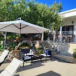 Weekend House Olive Garden