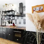 4-Star Apartments Bianco