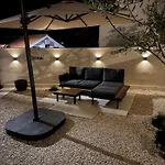 Lorenzo Apartment