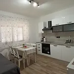 Apartman Antea, Sucuraj Hvar