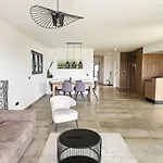 Luxury Apartments Baotic