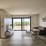 Luxury Apartments Baotic