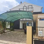 Apartman Leti