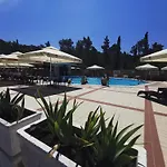 Apartment Bella Mit Balkon Und Terrasse In Necujam