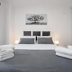 Apartment In Trogir With Sea View, Balcony, Air Conditioning, Wi-Fi