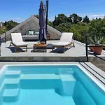 2 Bedroom Gorgeous Home In Gdinj