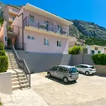 Apartments Nataly With Free Parking