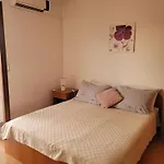 Apartmani Vini