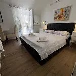 Apartment Ariana