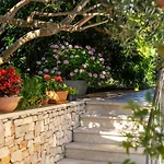 Holiday Home Lukrecia, For 9, Private Pool, Free Parking, 450 M From The Beach