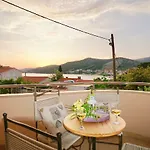Deluxe Villa Marisia