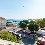 Luxury Apartment Sea View