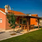 Vacation House Radosic