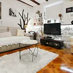 Bingo Apartment