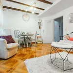 Bingo Apartment