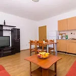 Apartments Jozic