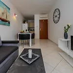 Apartment- Sunce