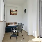 Apartmani Dina