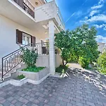 Apartmani Marina