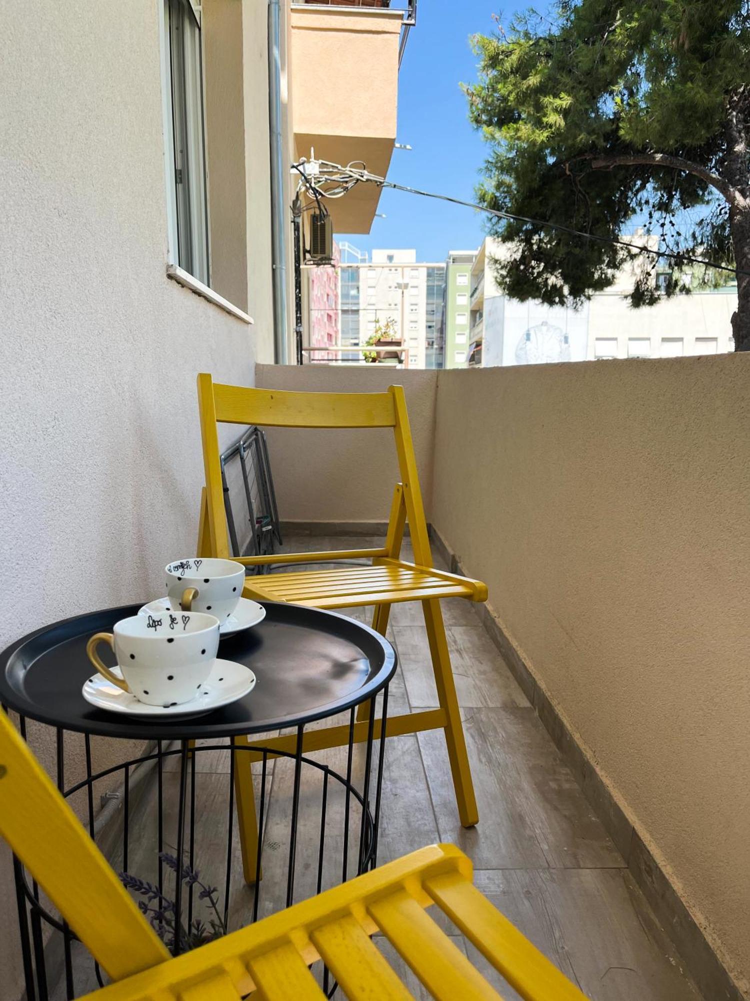 Beautiful Sol-2 For Two With Balcony Appartement Split