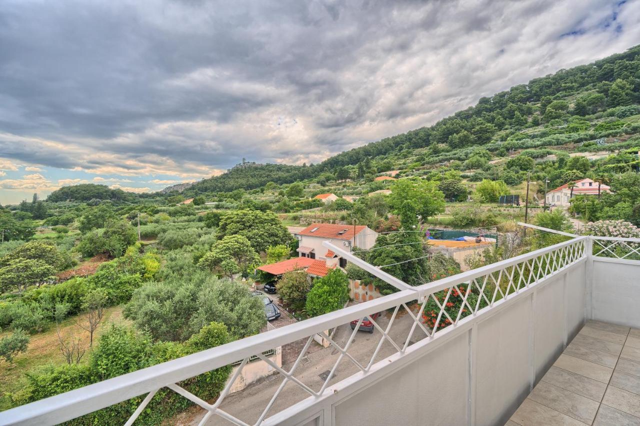 A3 - Luxury W Big Balcony 4 Min Walk To * Split