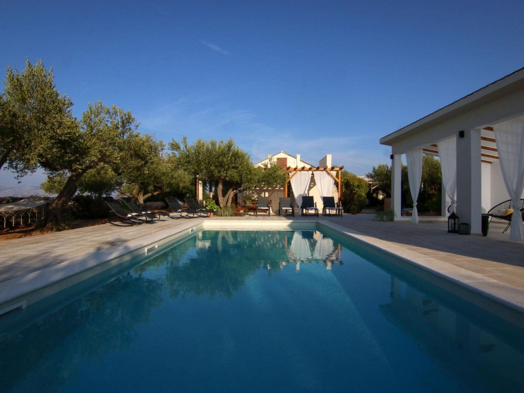 Villa Stone Olea-three Bedroom With Pool