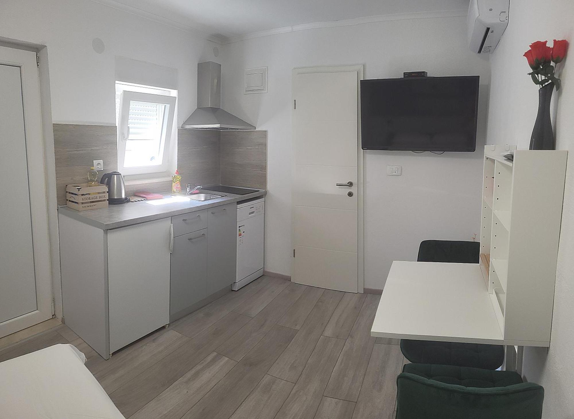Ella Apartment *