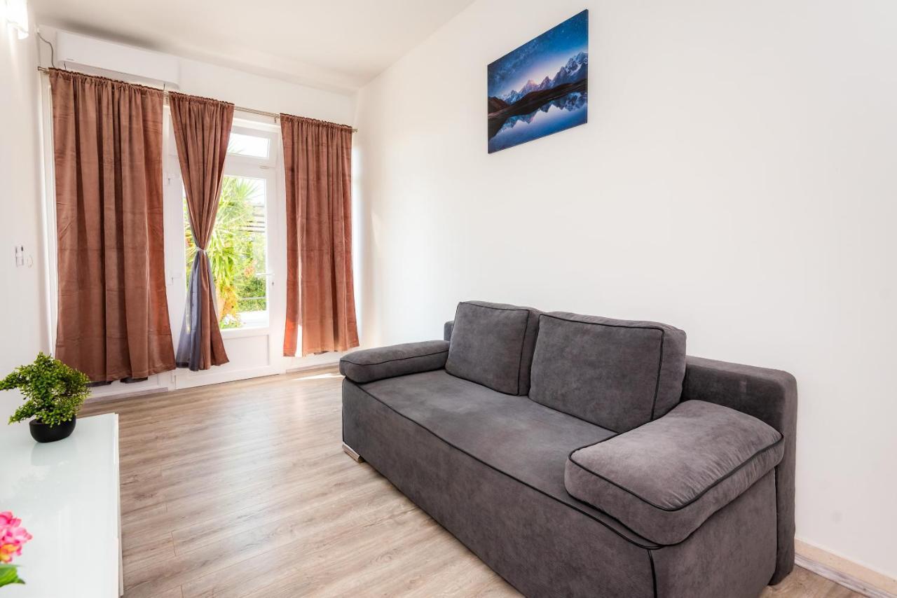 Apartmán Ani 1 *