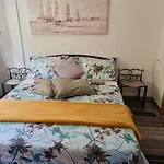 Apartment Lovely - Modern & Comfy